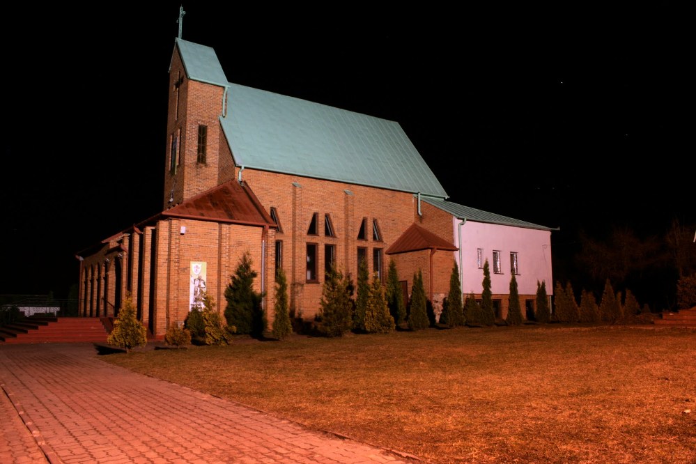 kościół pod wezwaniem Św. Piotra i Pawła