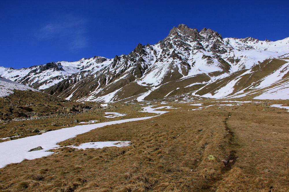 szczyt Irikchat 4030m...