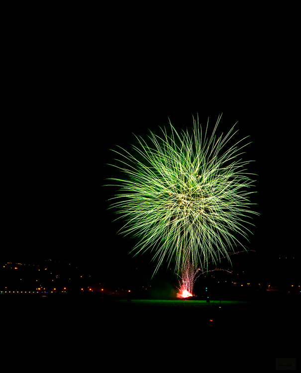 ...Plymouyh fireworks 5...