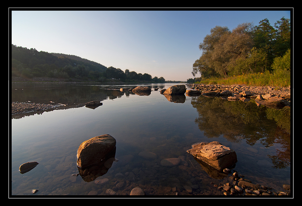 Dunajec okolica zapory Czchów