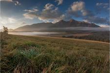 Tatry Bielskie o poranku...