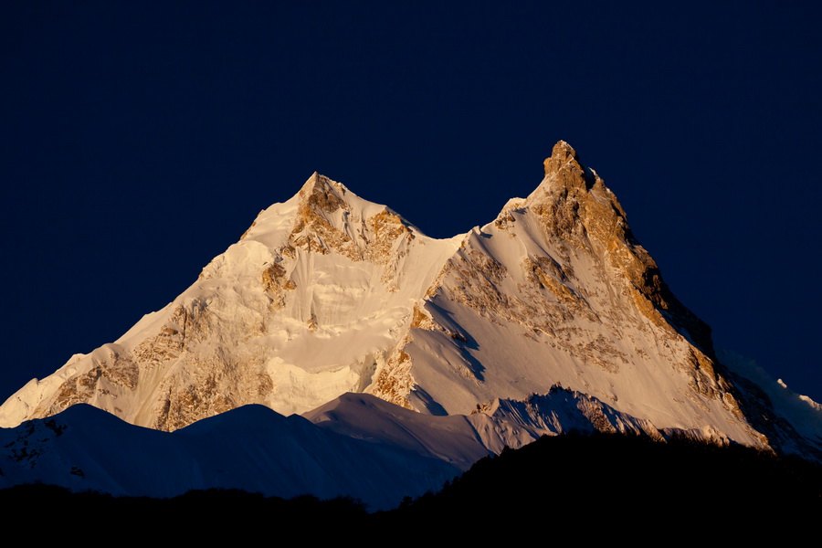 Manaslu o wschodzie