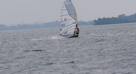 windsurfing