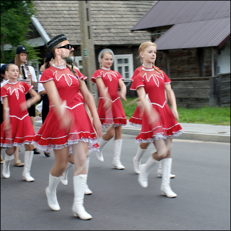 paradnie i w kolorze