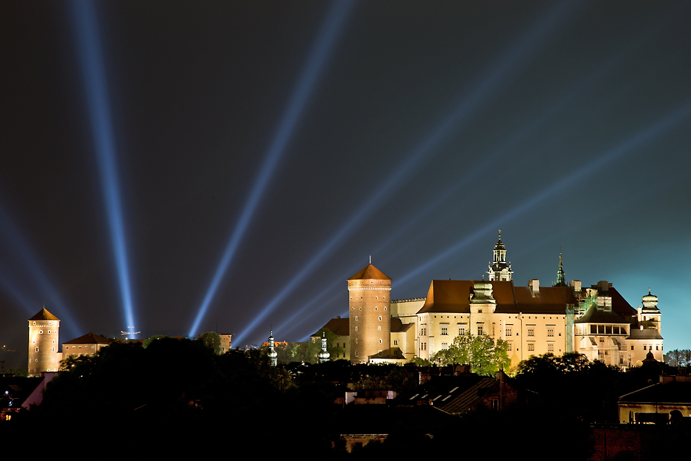 ...takie moje krakowskie...światełko do nieba.