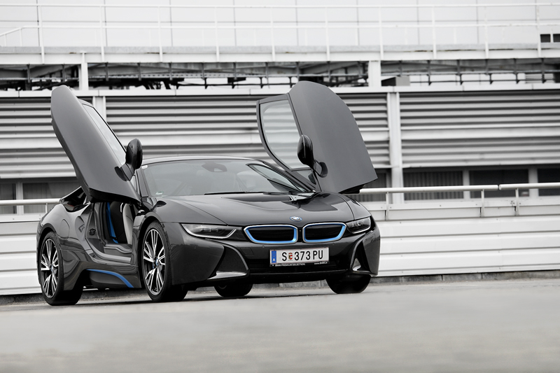 i8.