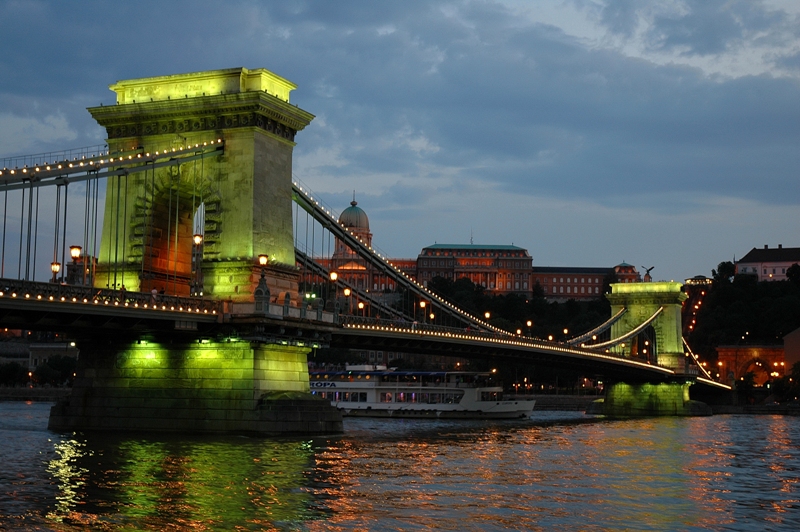 Chain bridge 1