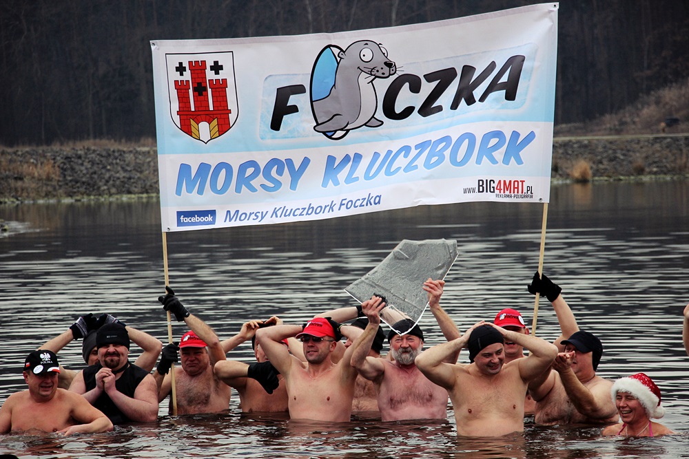 Noworoczna kąpiel Morsów