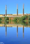 ISD HUTA CZĘSTOCHOWA - ZAKŁAD STALOWNIA, kominy pieców martenowskich widziane ze zbiornika wodnego Kucelin. / ISD STEEL WORKS CZĘSTOCHOWA - STEEL PLANT, chimneys of open heat furnaces seen from a Kucelin lake.