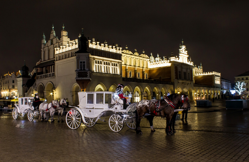 Kraków nocą