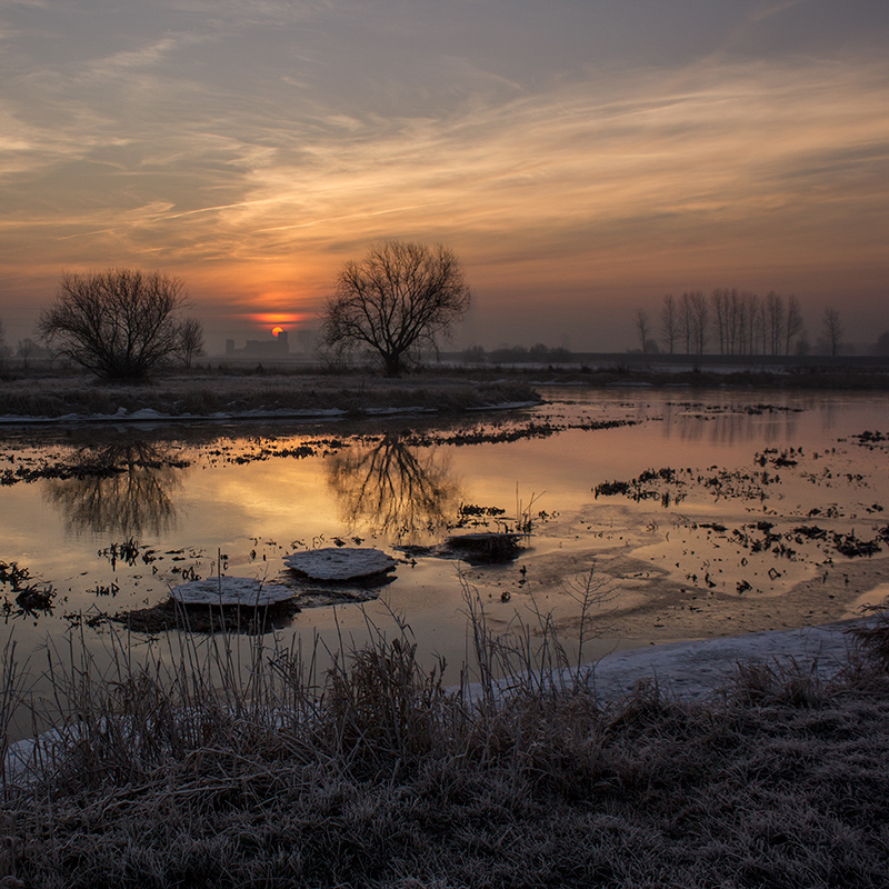 Poranek nad wartą