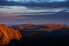 Tatry zachodnie o wschodzie.