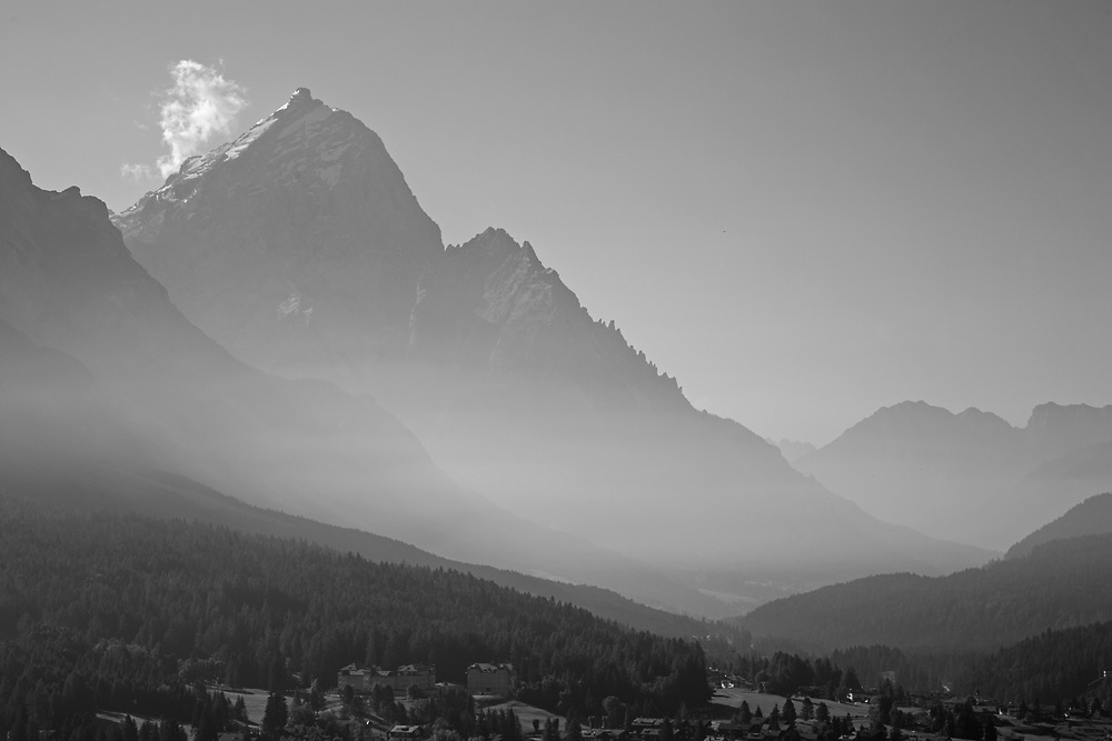 ...o poranku w Dolomitach...