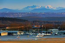 Tatry nad lotniskiem...