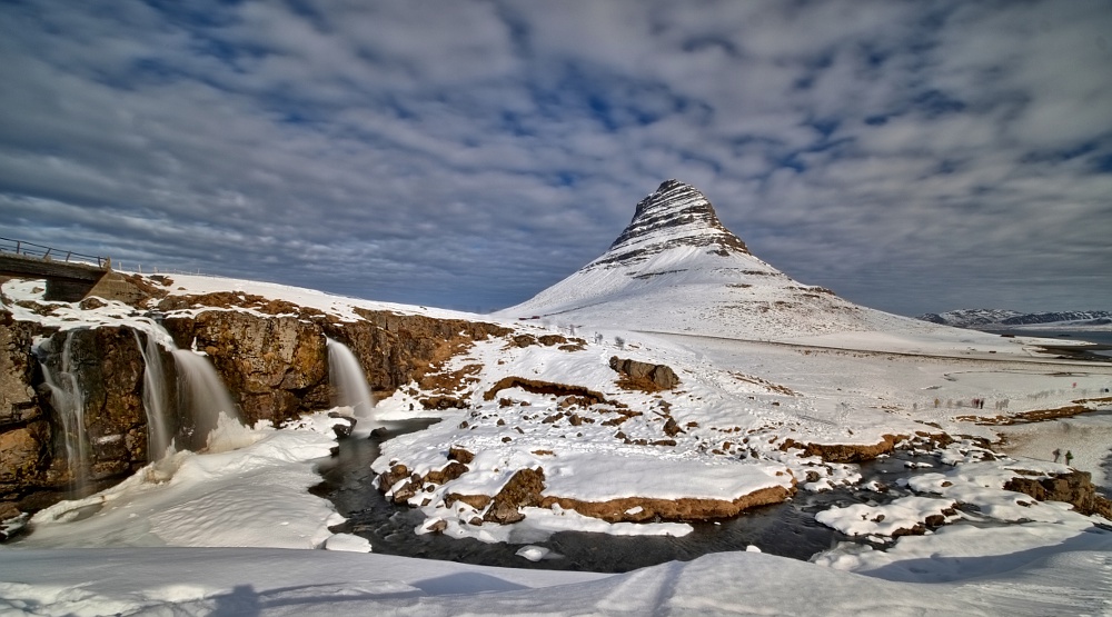 Kirkjufellsfoss na zimowo