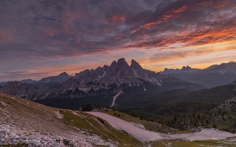 DOLOMITY