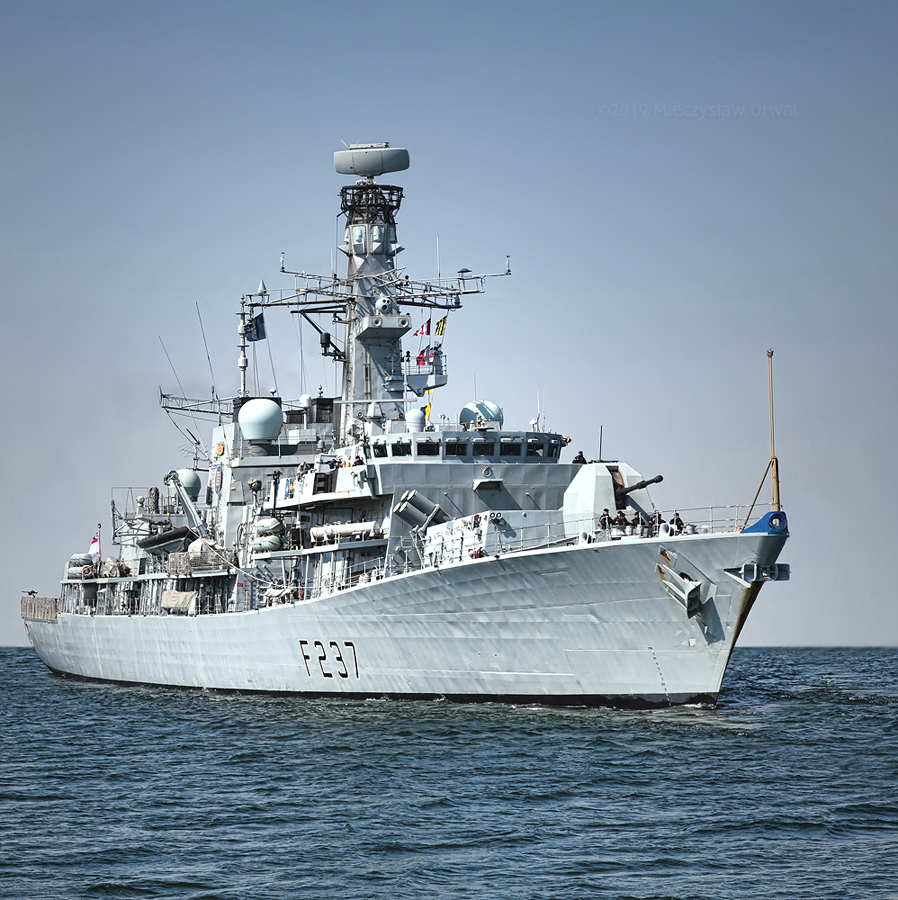 HMS Westminster (F237)