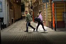 Razem wręcz przeciwnie
