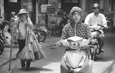 PORANEK W HANOI