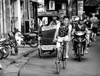 TOUR DE HANOI