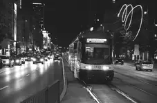 TRAMWAJ ZWANY PODĄŻANIEM