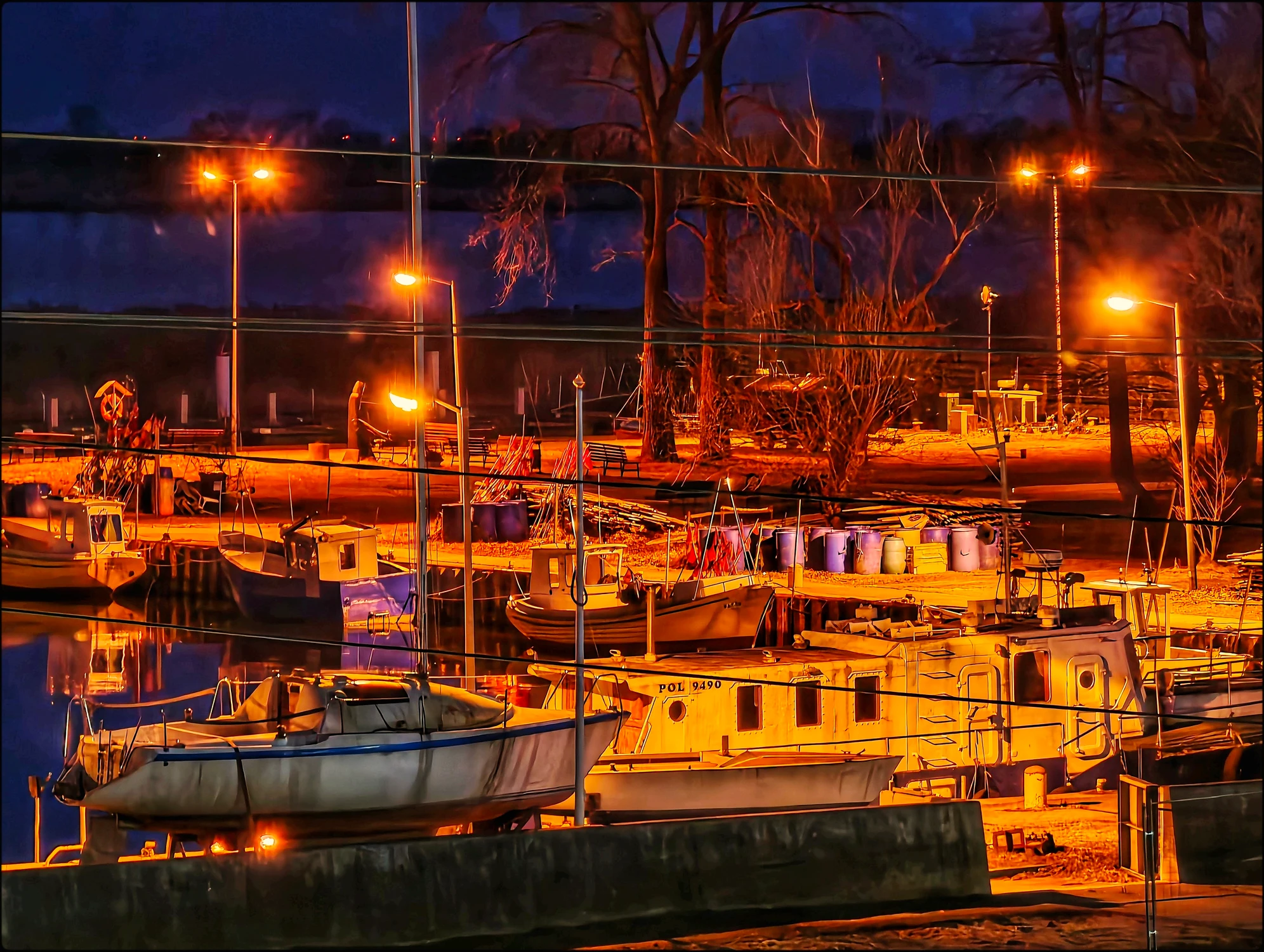 Portowe historie w sodowym świetle
