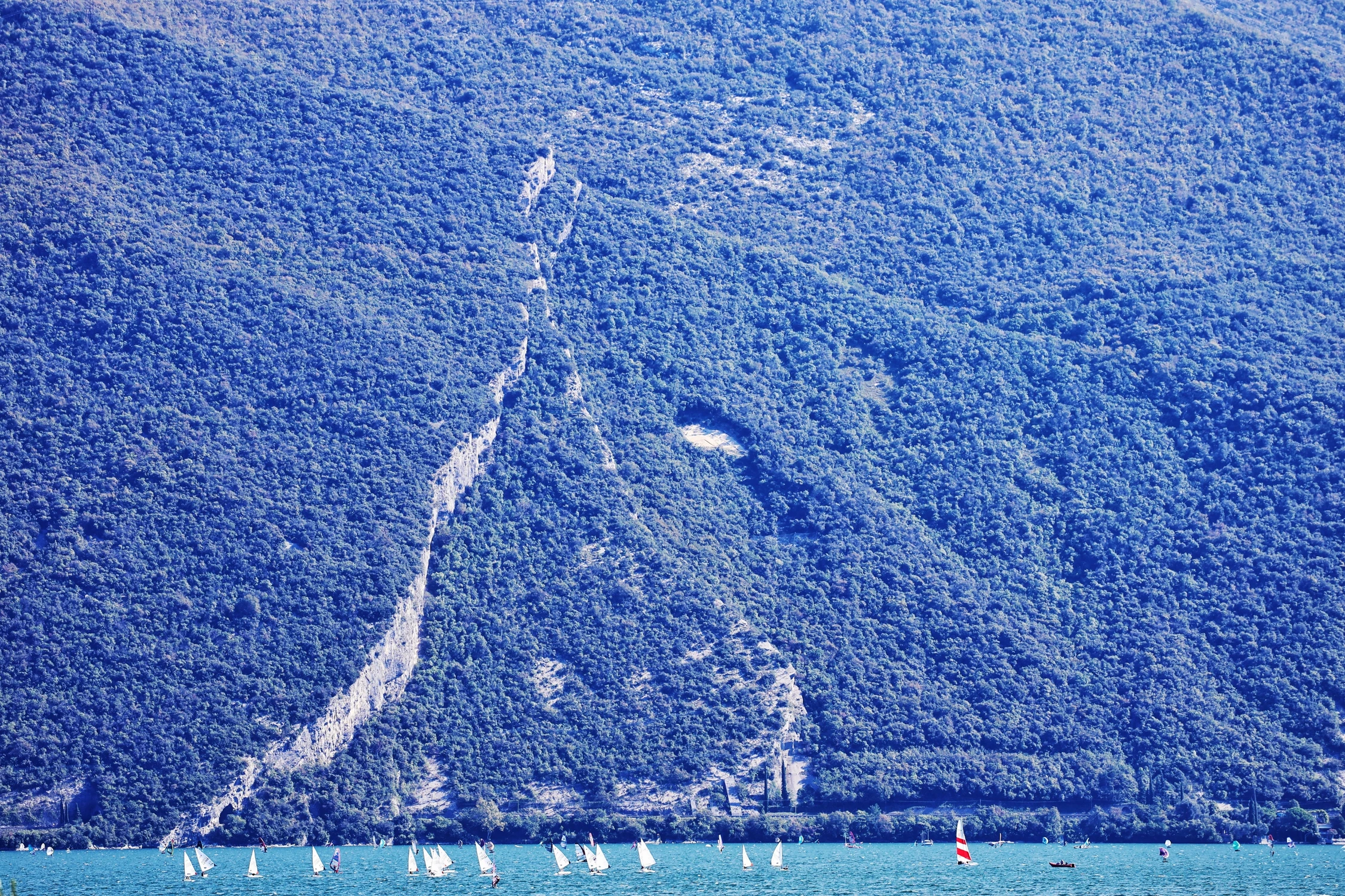 cień wielkiej góry