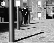 Ombres et poteaux II
