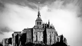 ...opactwo i twierdza wśród chmur 