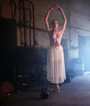 <>