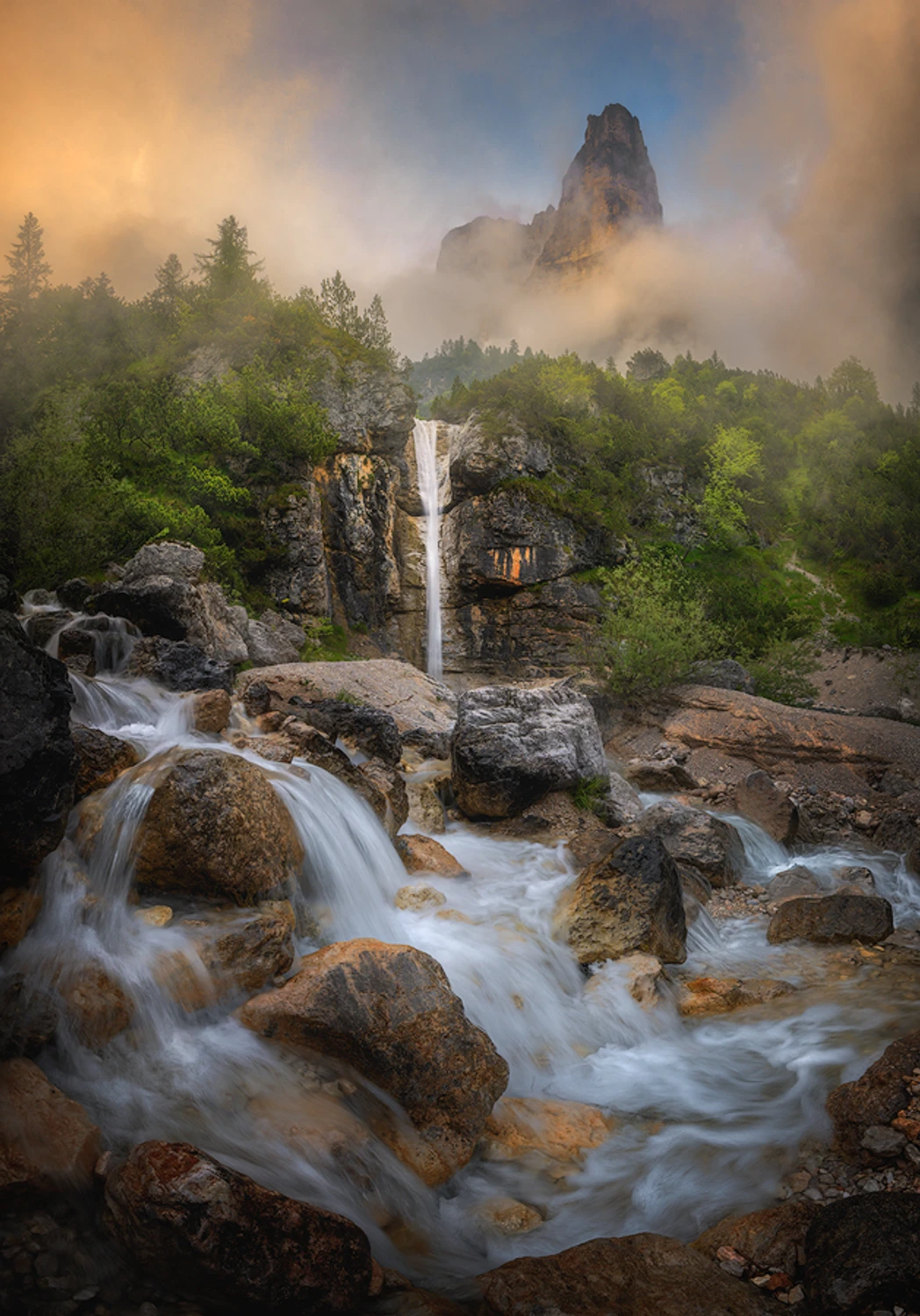 Dolomity