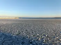 Podróże - Sopot - Zamarznięte morze Bałtyckie