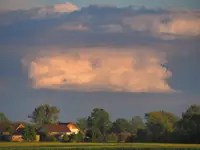 Krajobraz z chmurką