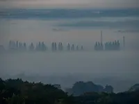 W siną dal.