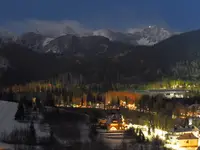 Tatry i Zakopane nocą