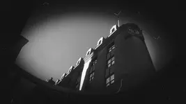 BT