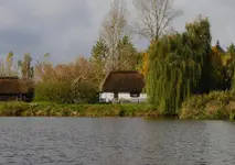 Mały biały domek