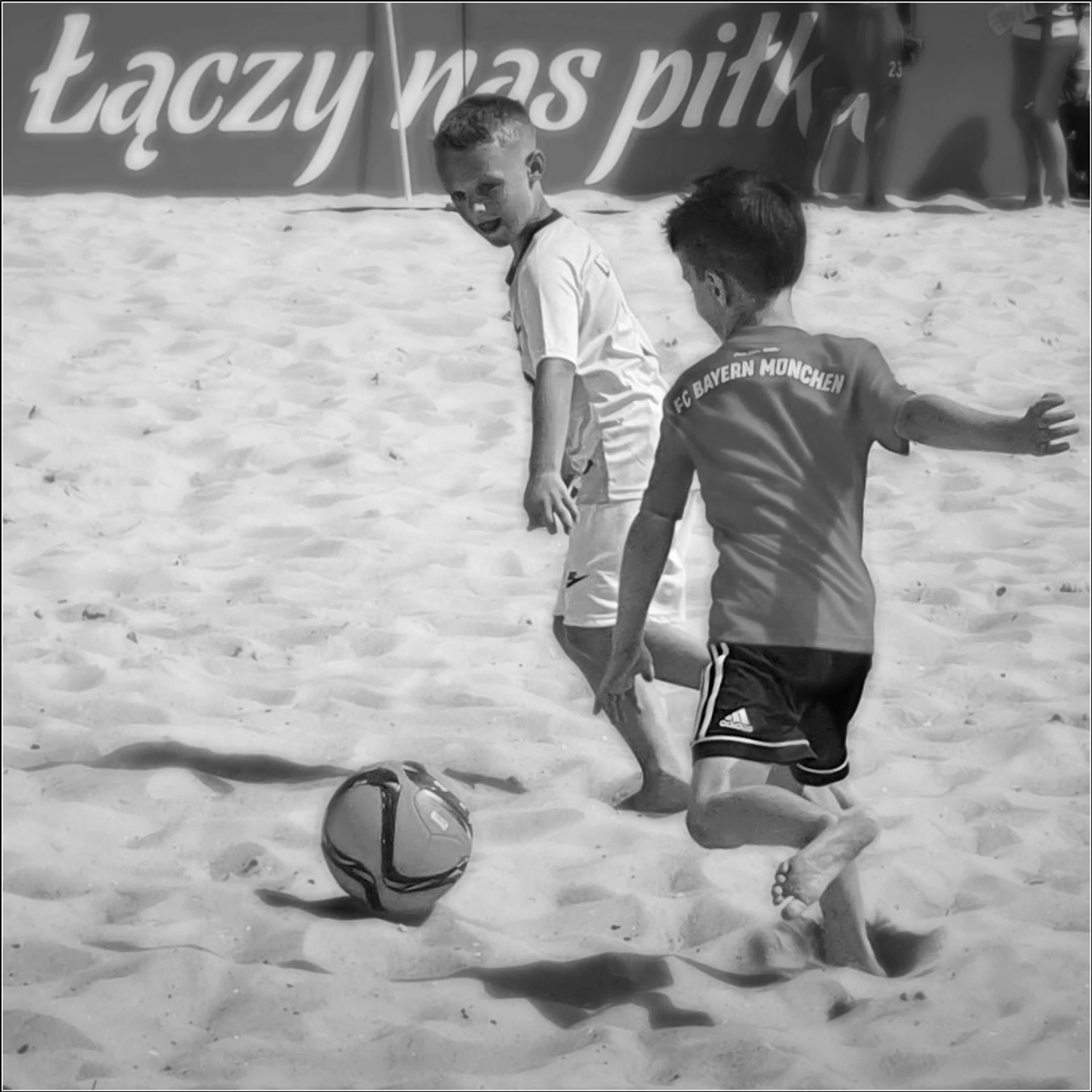 Łączy nas piłka