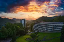 Base Camp For the Rich