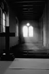 W świątyni światła i cienia