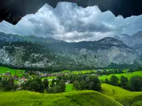 Lauterbrunnen zza wodospadu