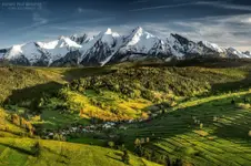 Tatry widziane z łąk ponad Osturnią 