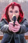 *gun*