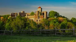 ZAMEK TENCZYN