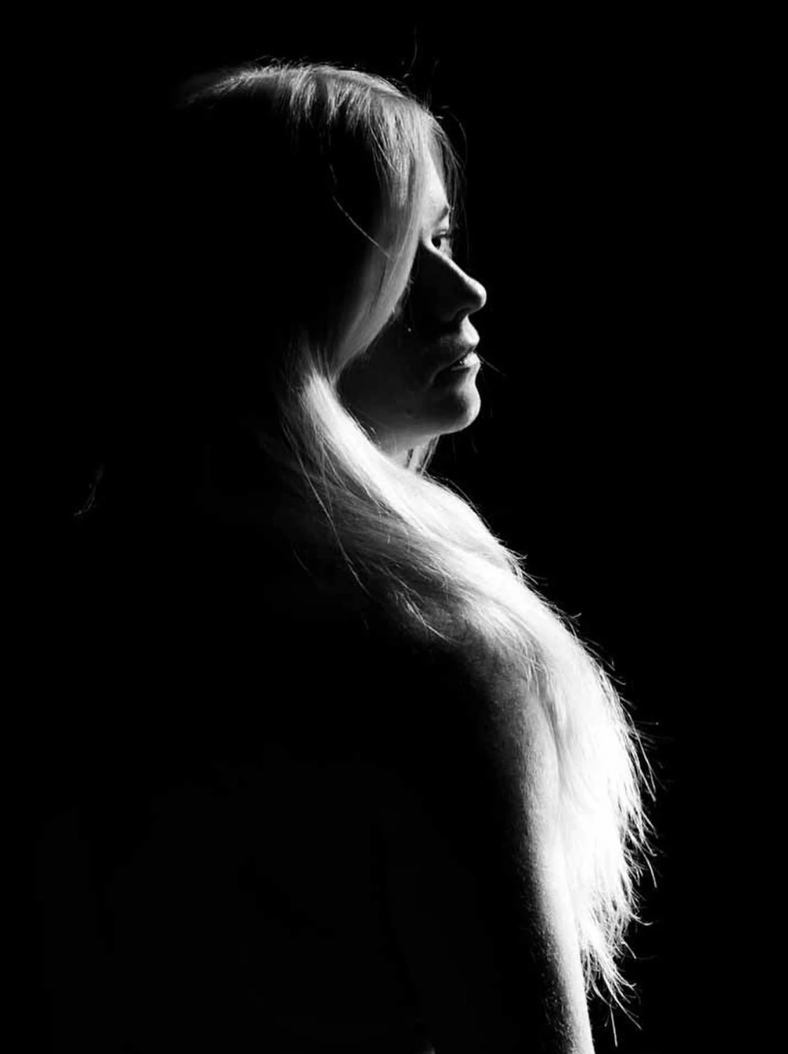 Portret studyjny - profil 