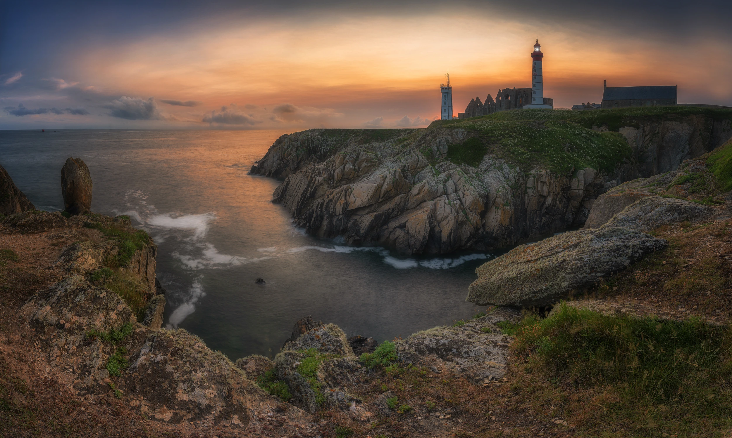 "STRAŻNIK ŚWIATŁA"