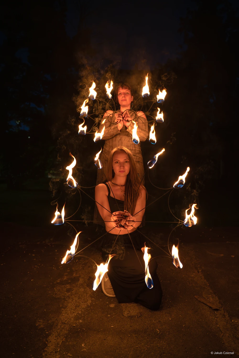 fireshow - mrok i ogień