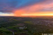 deszcz i zachód słońca