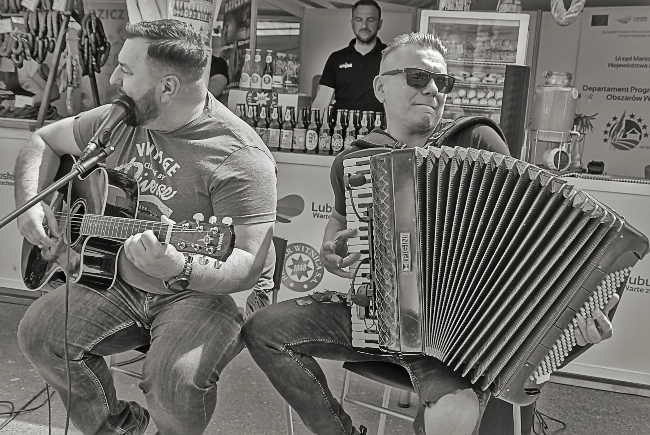 gitara i akordeon