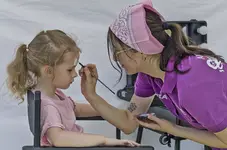 dziecięcy makijaż